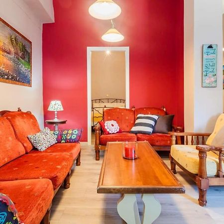 Kalamata Rose Nest - Urban Comfy Escape エクステリア 写真